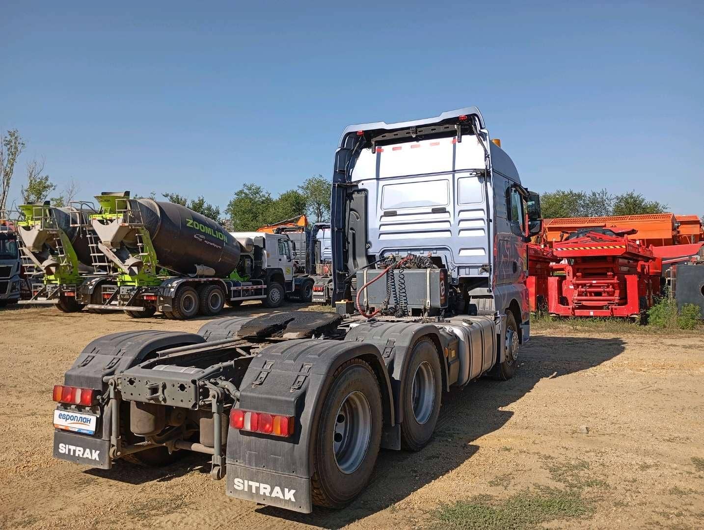 Sitrak С7Н MAX 6×4 ZZ4256V364HE,  175 462 км, 2023 года в лизинг