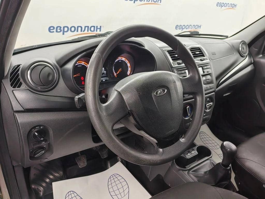 Lada Granta Кросс,  134 184 км, 2022 года в лизинг