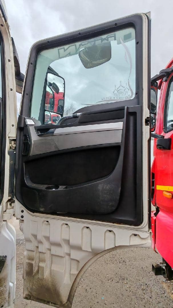 MAN TGX 18.440 4X2 BLS (XL),  937 637 км, 2015 года в лизинг