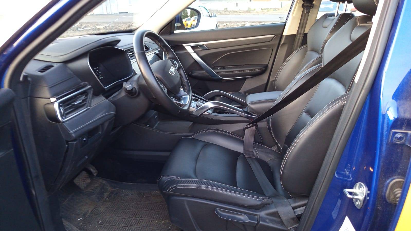 Geely Atlas Pro,  134 340 км, 2022 года в лизинг