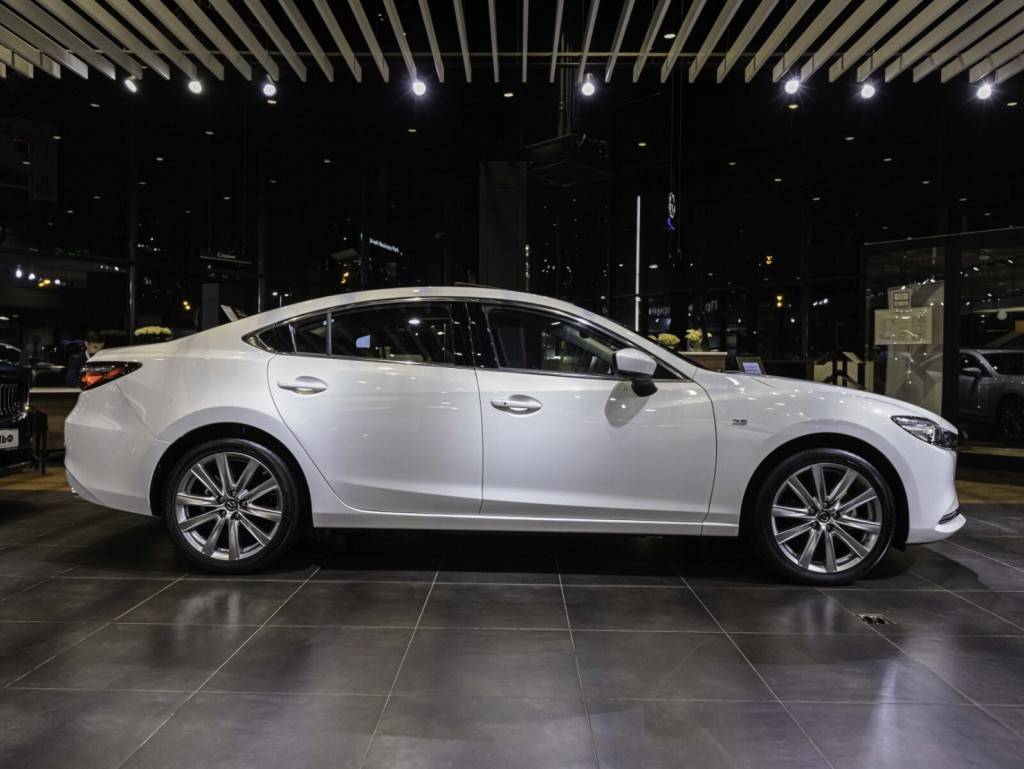 Mazda Mazda6 Atenza Blue Sky Sports 2.5 6AT