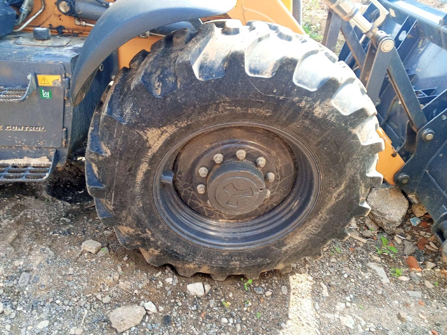 CASE 695SV,  902 км, 2024 года в лизинг