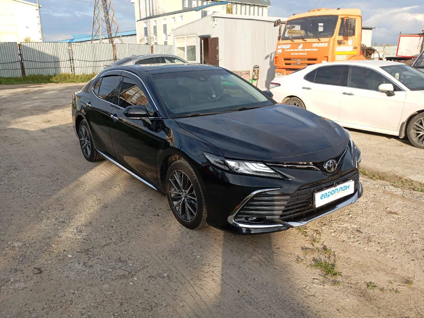 Toyota Camry,  25 959 км, 2024 года в лизинг