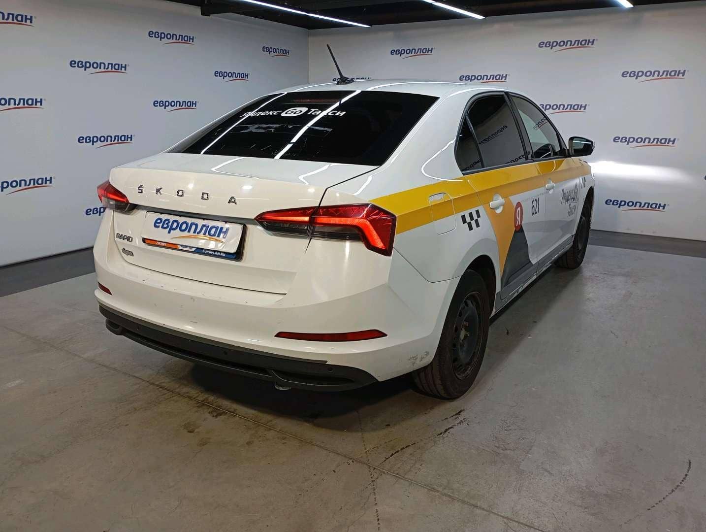 Skoda Rapid,  321 163 км, 2021 года в лизинг