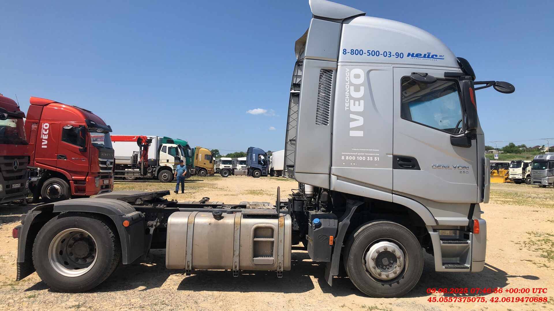 HONGYAN CQ4186HV52,  216 420 км, 2023 года