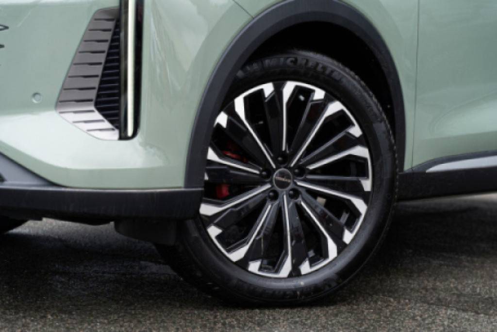 EXEED RX Premium 2.0 TGDI 8AT AWD