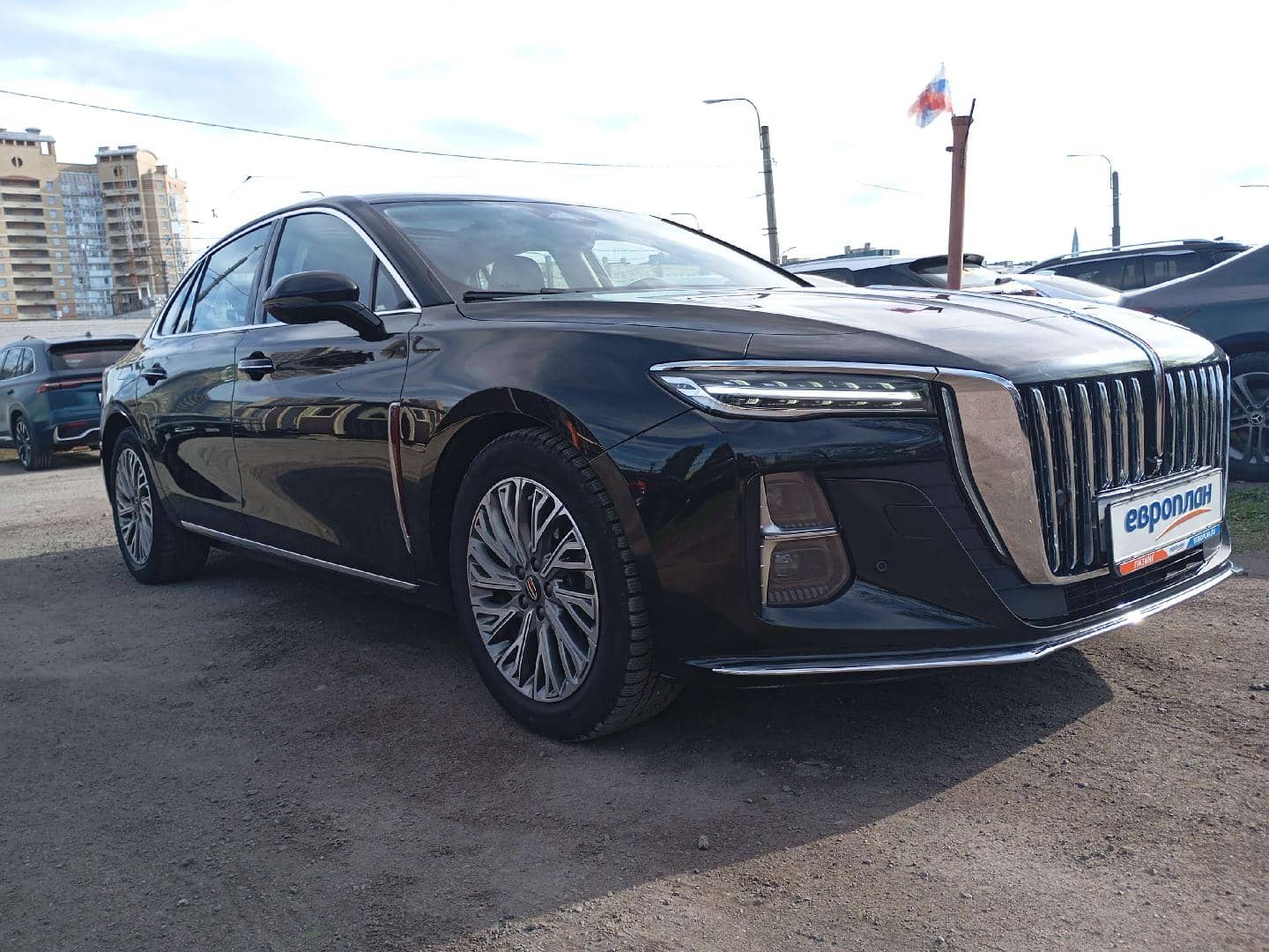 Hongqi H5,  71 255 км, 2024 года в лизинг