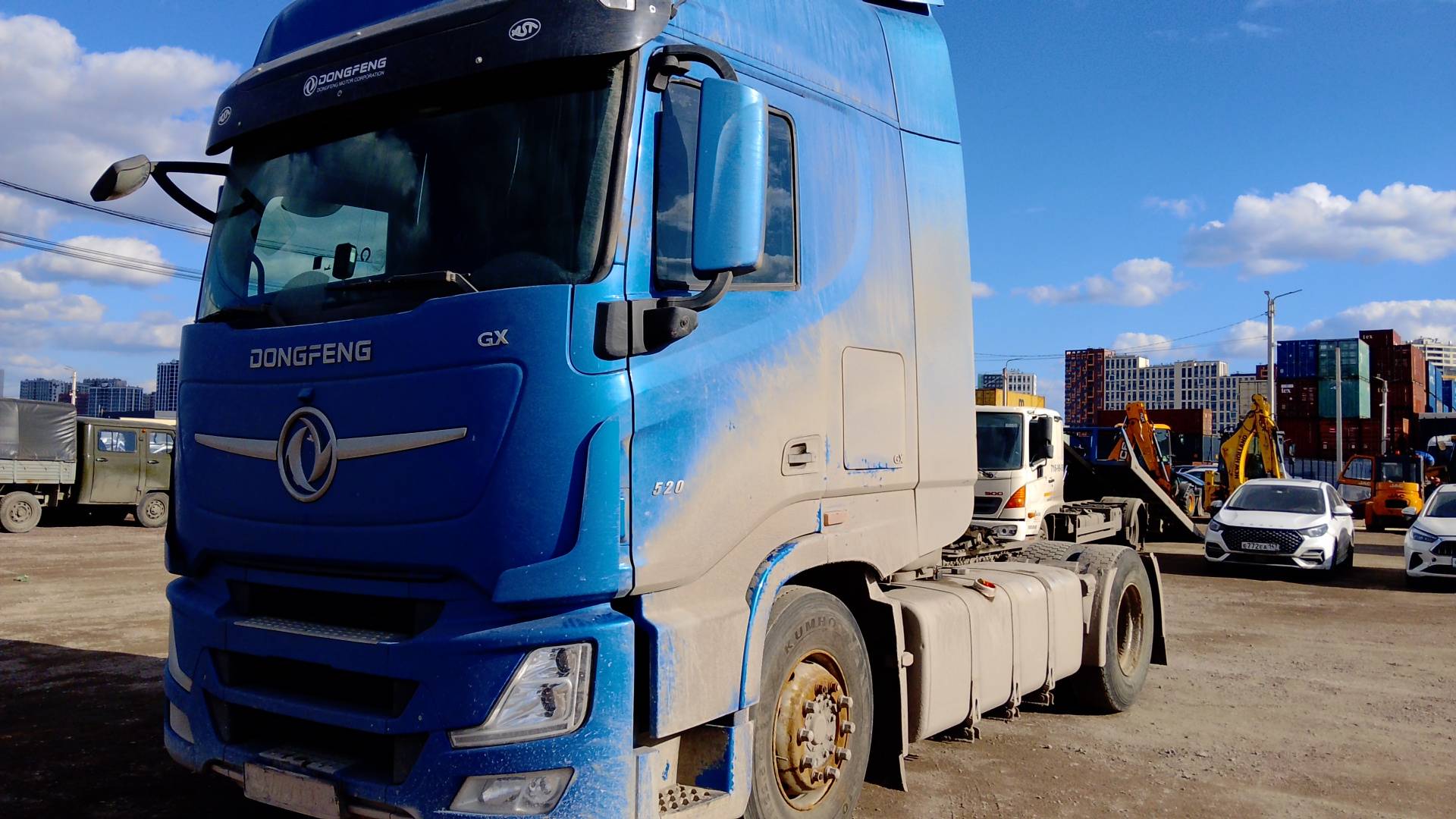 DongFeng GX DFH4180 4x2,  520 949 км, 2023 года в лизинг