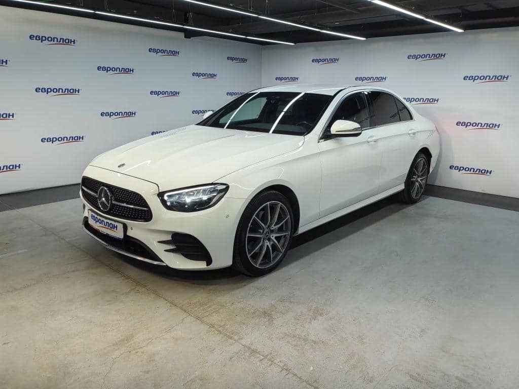 Mercedes-Benz E седан