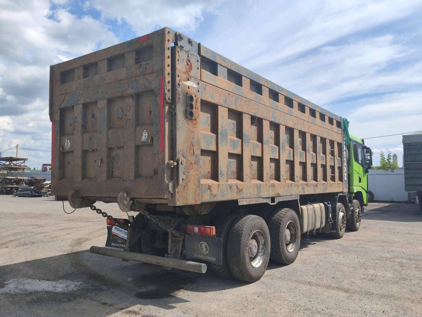 Shacman SX331863366 (скальный кузов),  320 698 км, 2022 года в лизинг