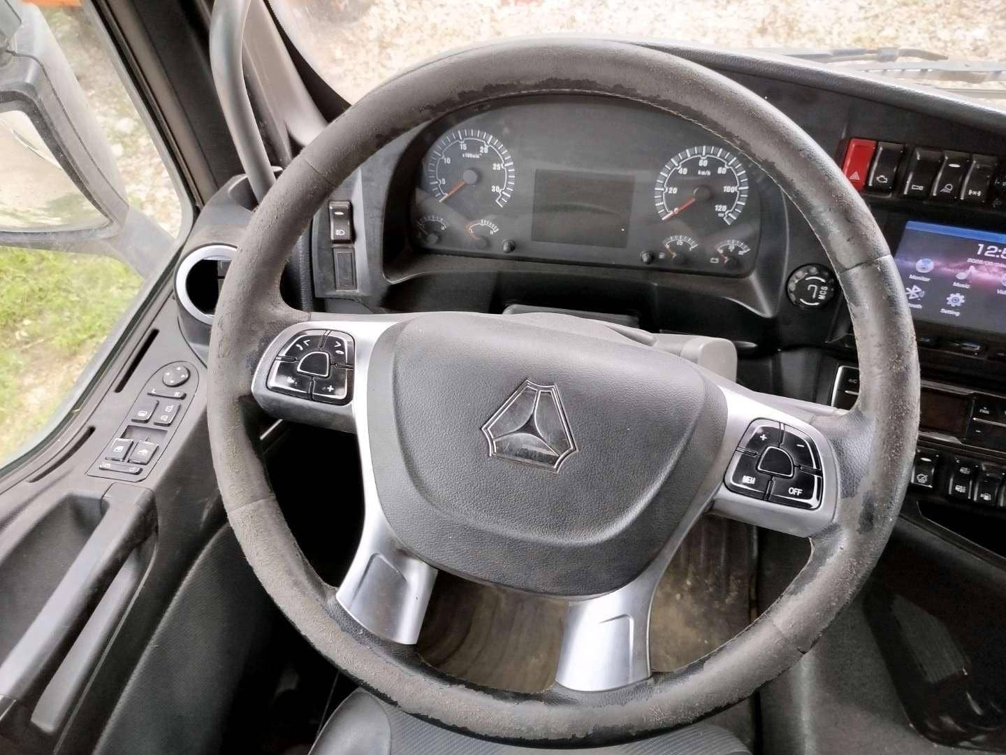 Sitrak C7H 4x2 ZZ4186V361HE,  923 902 км, 2022 года в лизинг