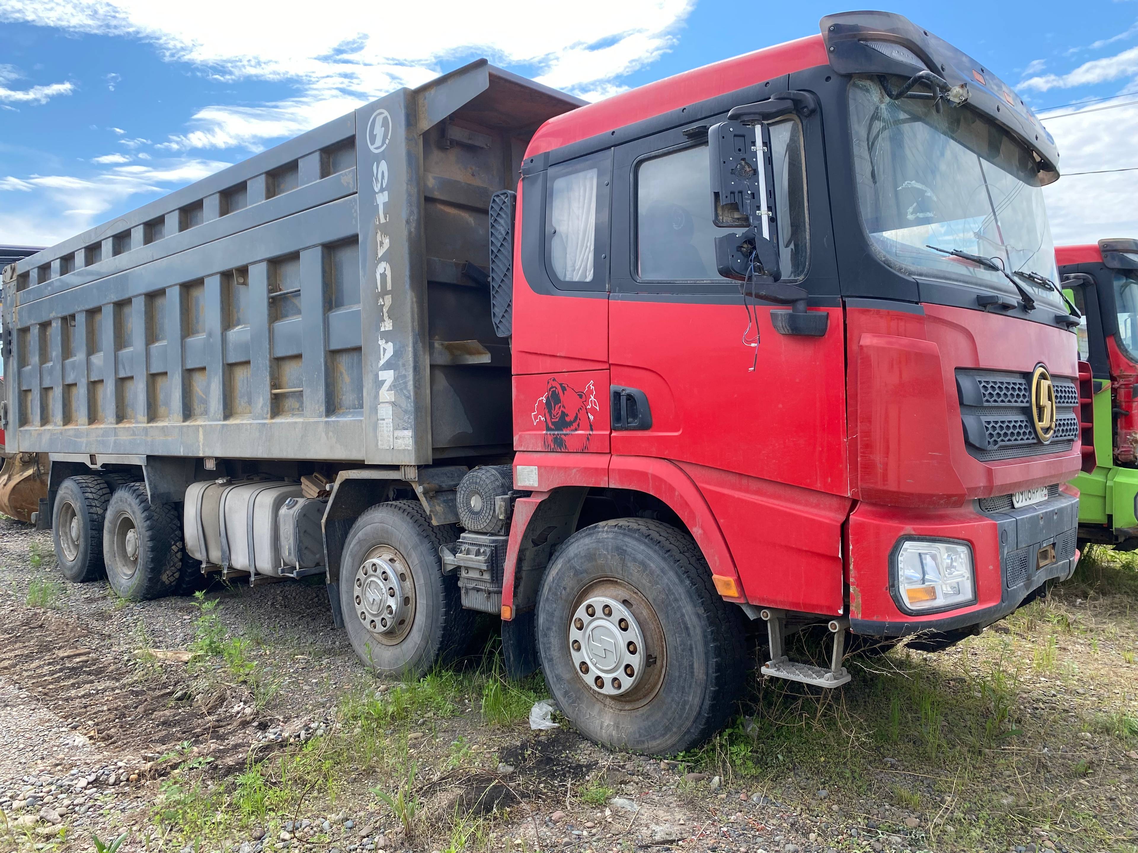 Shacman SX33186V366,  122 105 км, 2022 года в лизинг