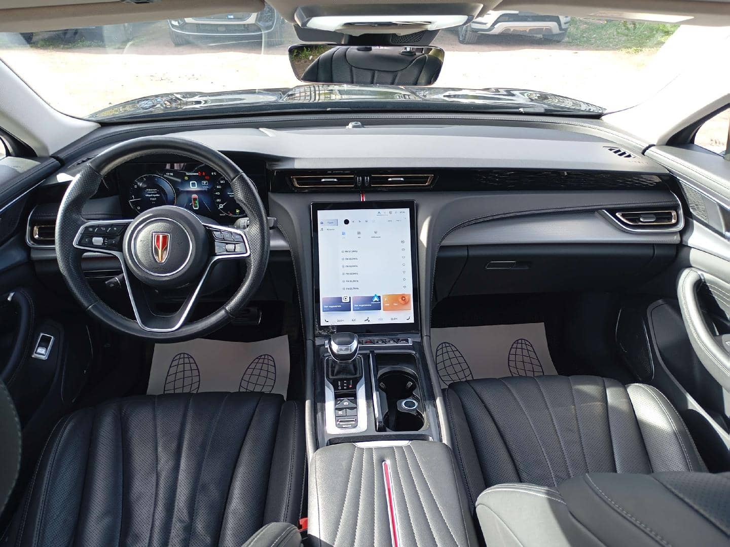 Hongqi H5,  71 255 км, 2024 года в лизинг