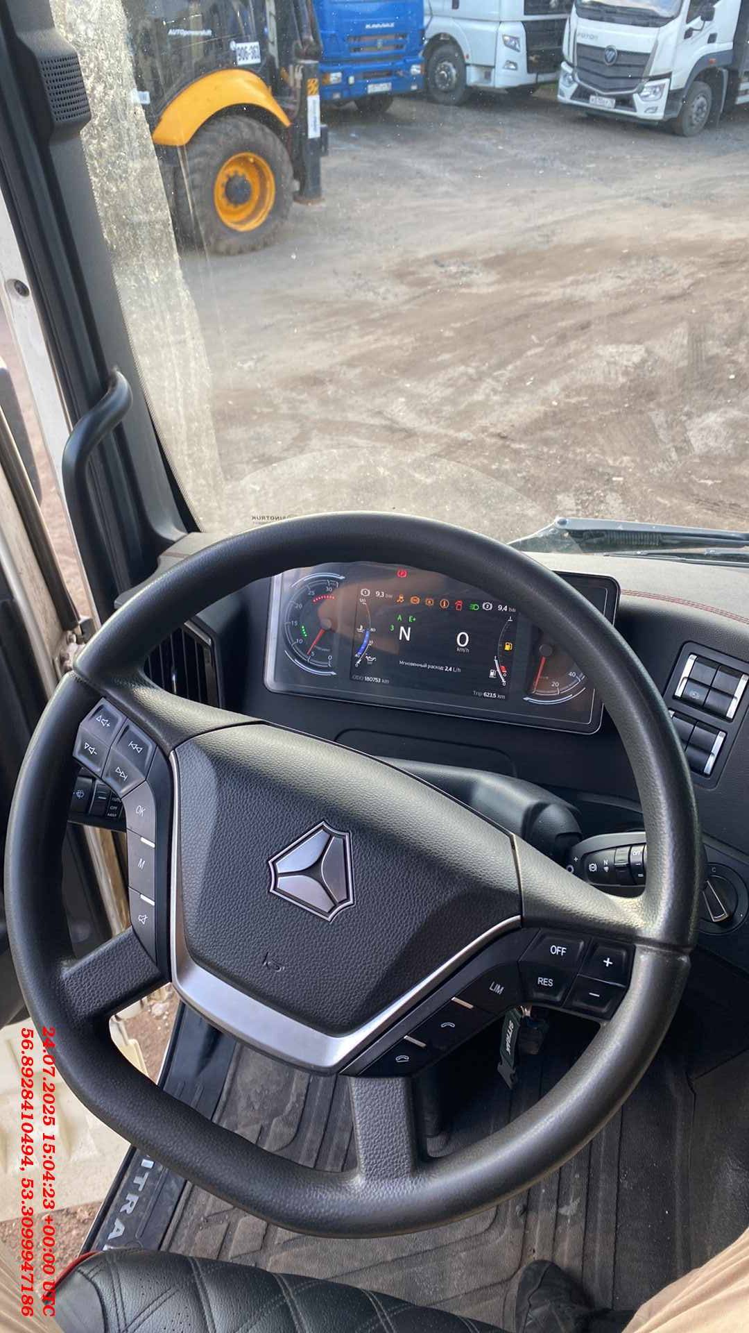 Sitrak C7H 4x2 ZZ4186V361HE,  180 753 км, 2023 года в лизинг