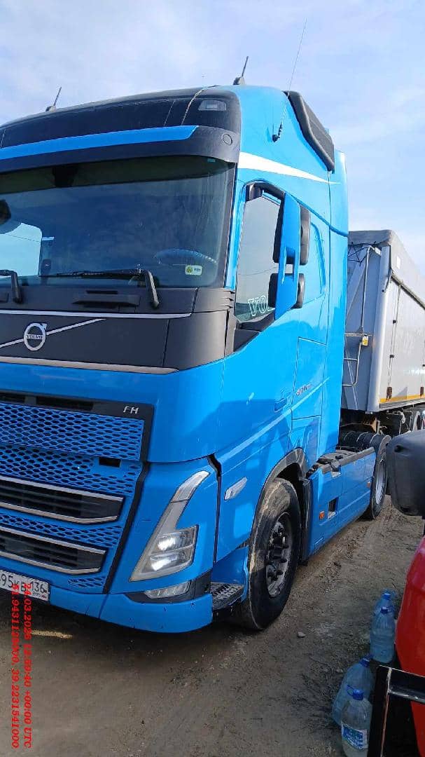 Volvo FH 460 4x2 (FH Globetrotter)
