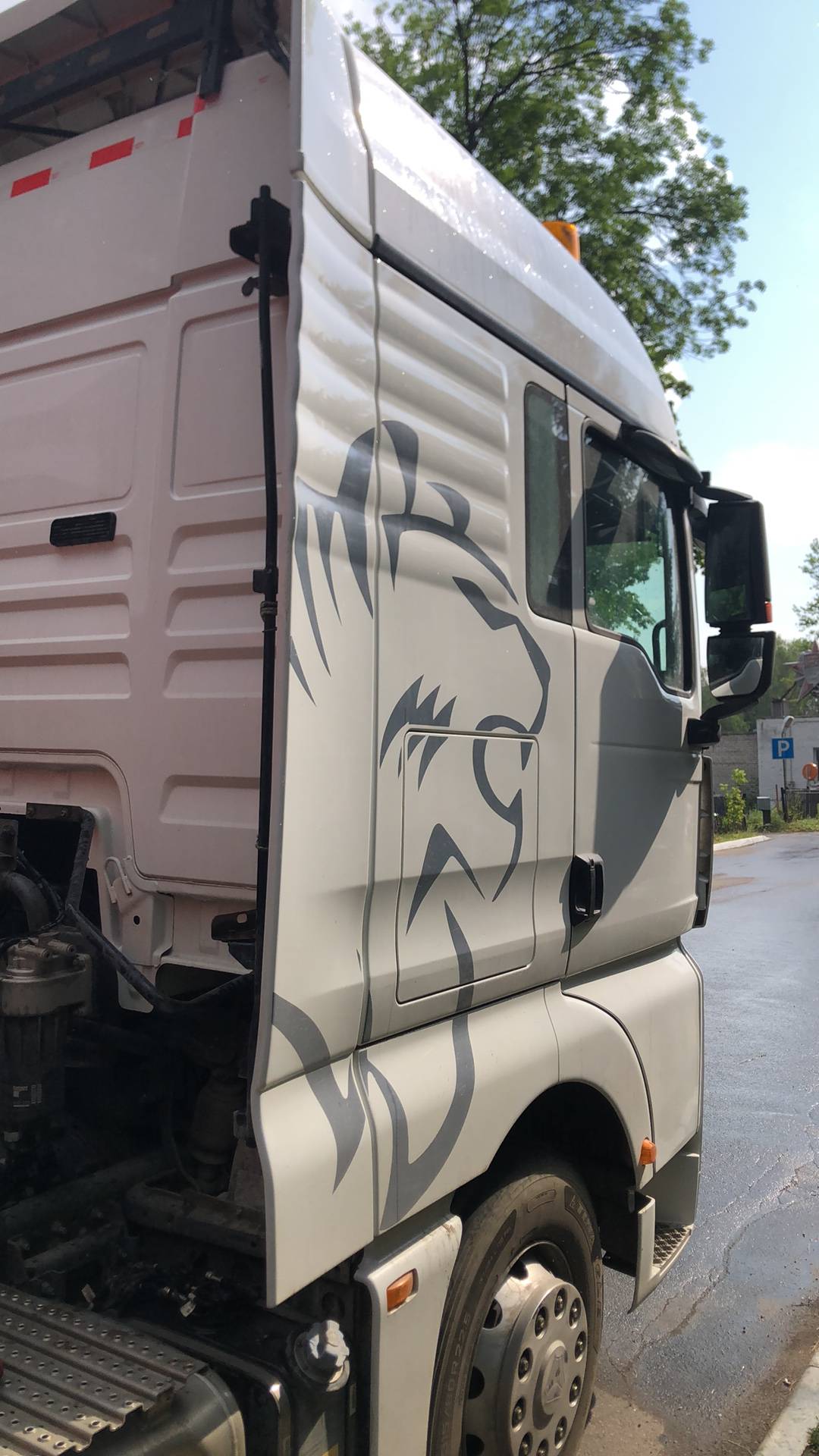 Sitrak С7Н 6×4 ZZ4256V364HE,  86 233 км, 2023 года в лизинг
