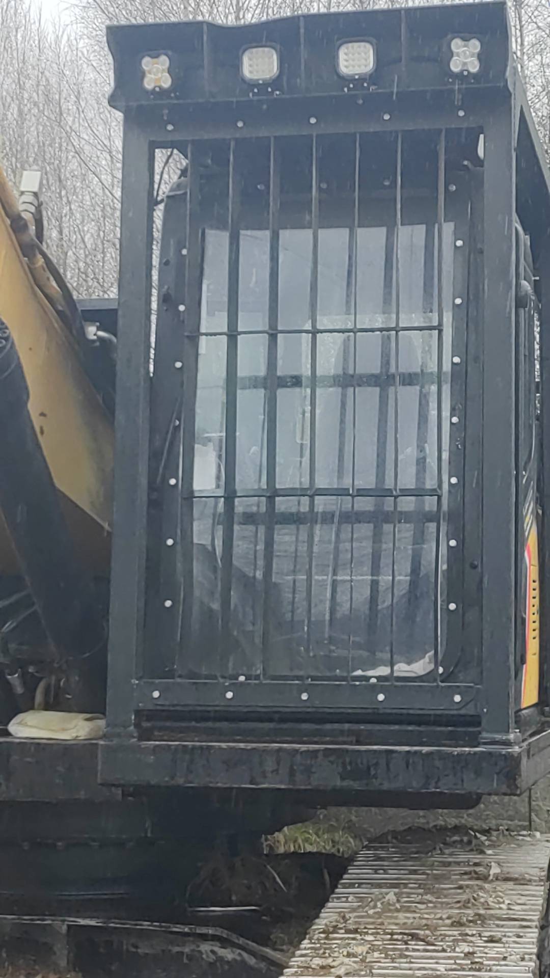 SANY SY245H с харвестерной головкой Waratah H480C, 2023 года в лизинг