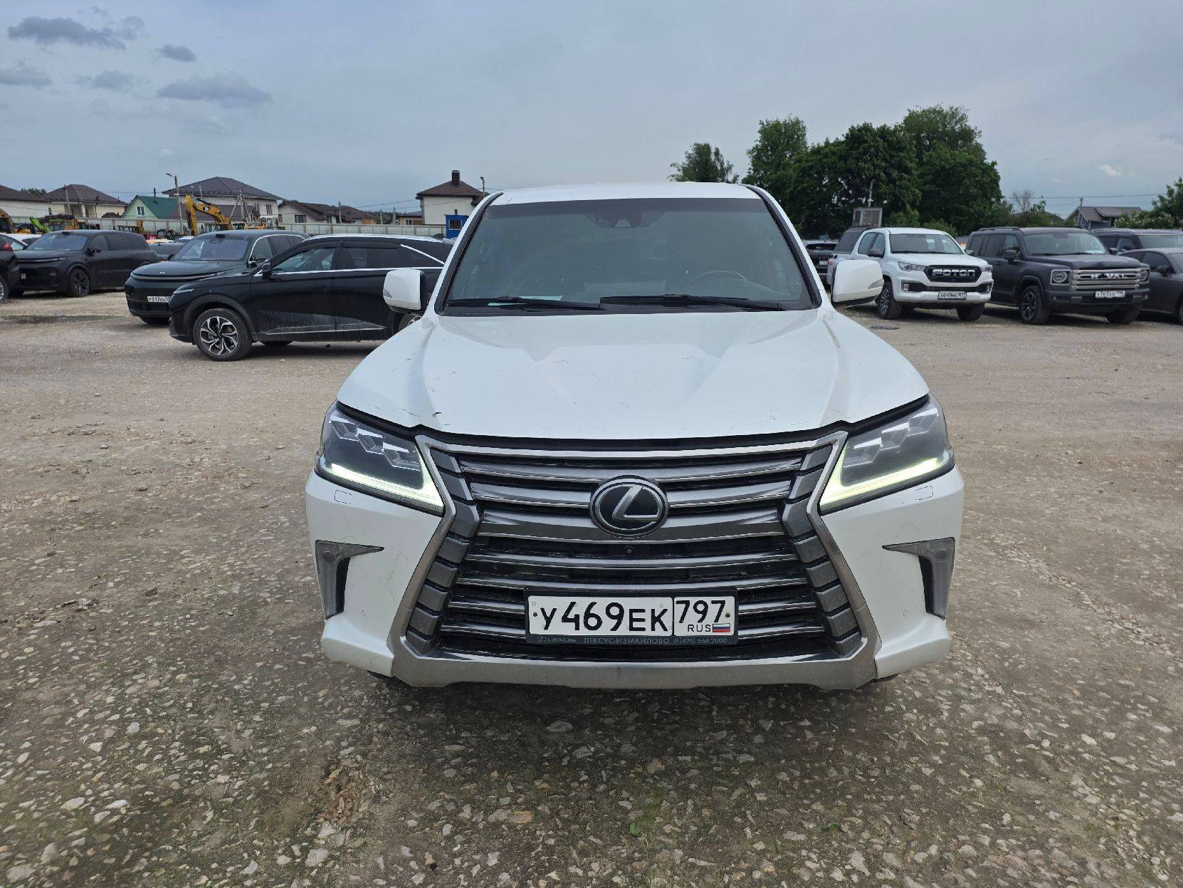 Lexus LX 450d,  366 376 км, 2018 года в лизинг