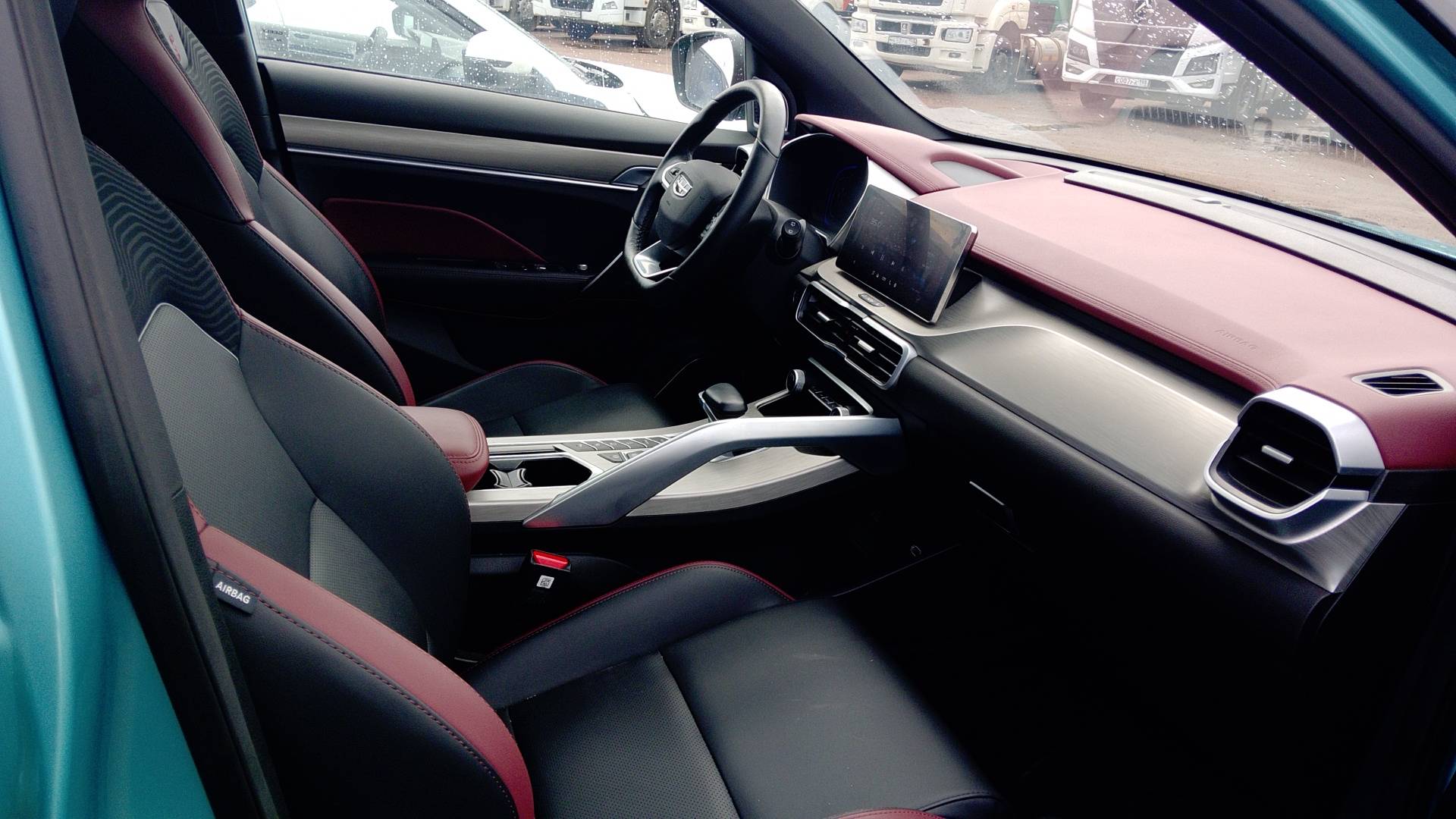 Geely Coolray,  55 253 км, 2023 года в лизинг