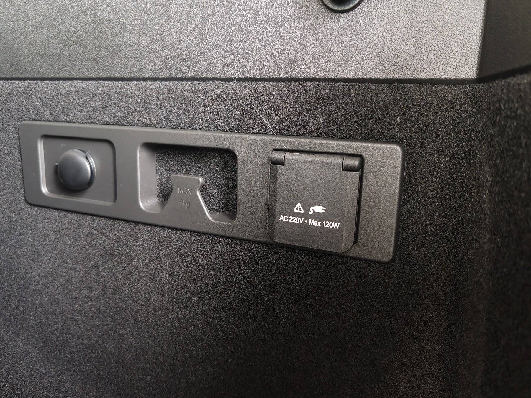 Tank 300 Adventure 2.0 8AT 4WD