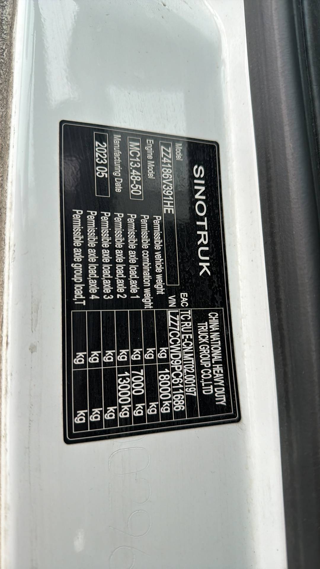 Sitrak ZZ4186V391HE,  173 971 км, 2023 года в лизинг