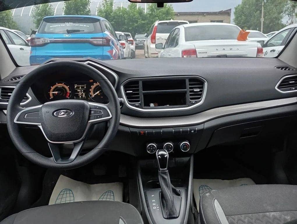 Lada Vesta седан,  183 191 км, 2024 года в лизинг
