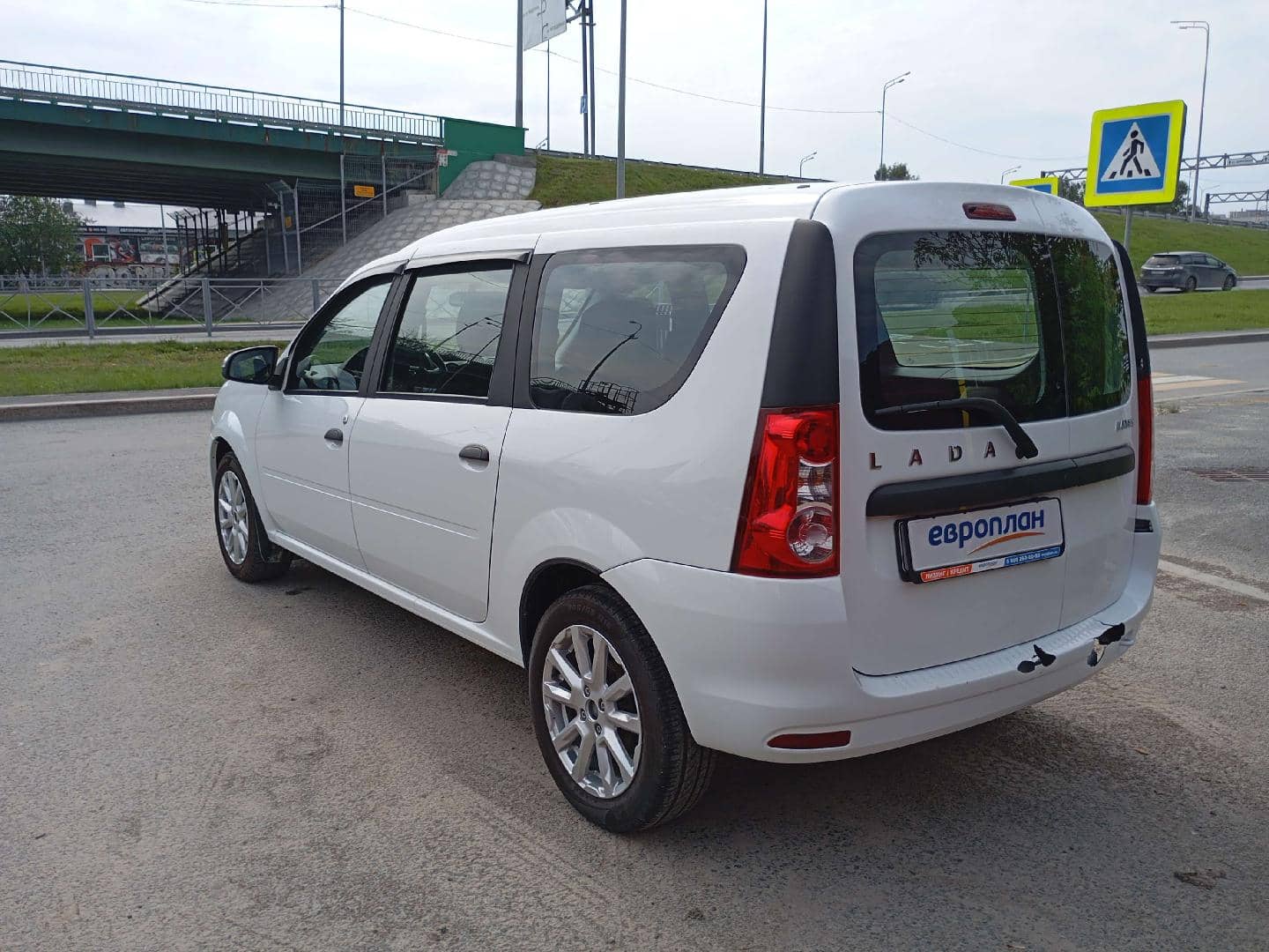Lada Largus универсал,  34 749 км, 2024 года в лизинг