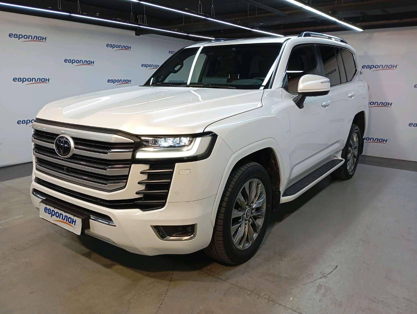 Toyota Land Cruiser 300,  74 165 км, 2021 года в лизинг