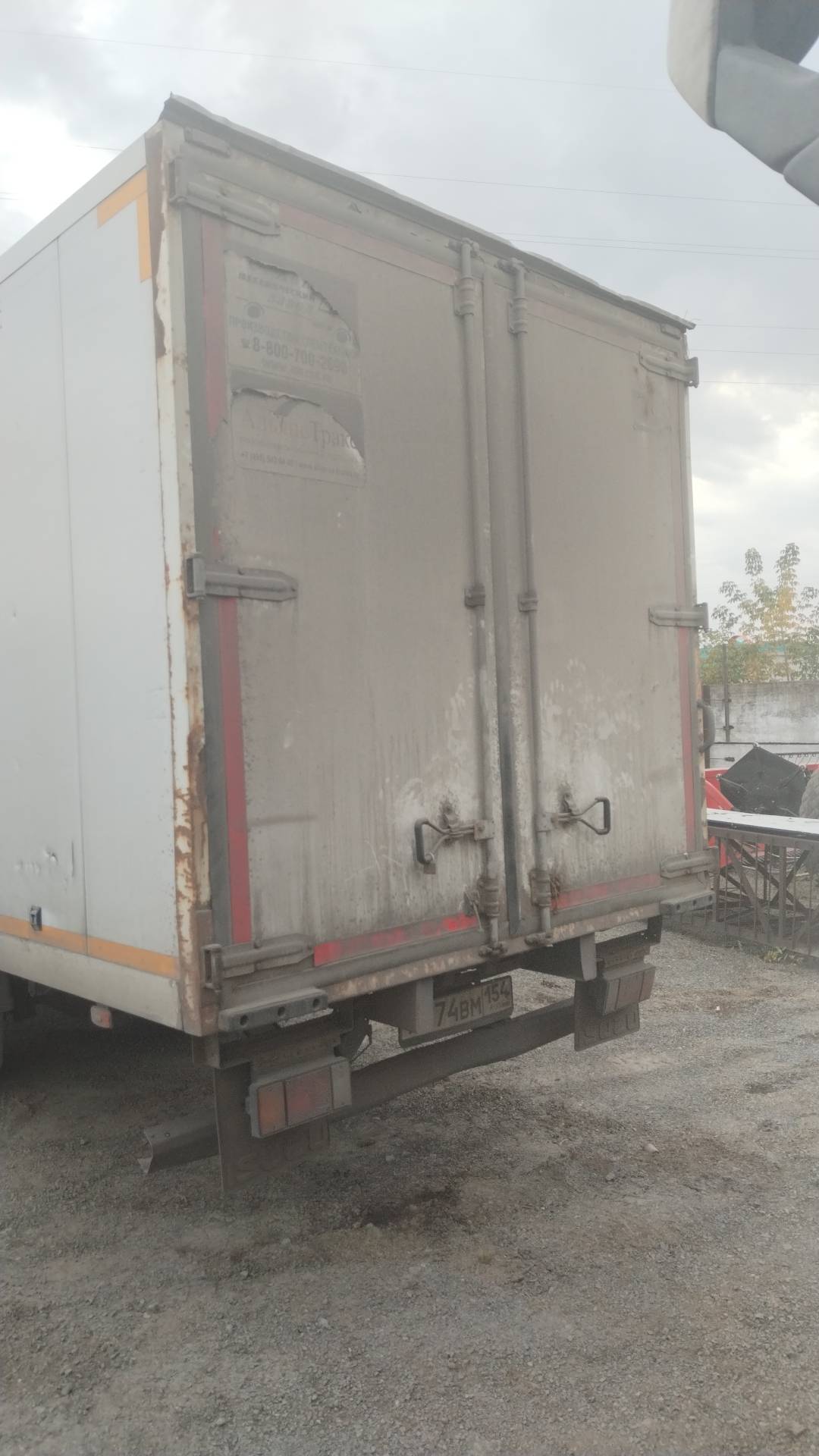 ISUZU NQR90LM,  330 837 км, 2019 года