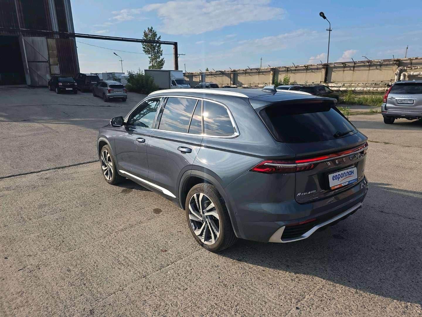 Geely Monjaro,  33 692 км, 2023 года в лизинг