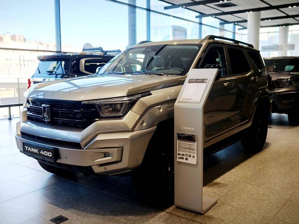 Tank 400 2.0T AT 4WD Premium