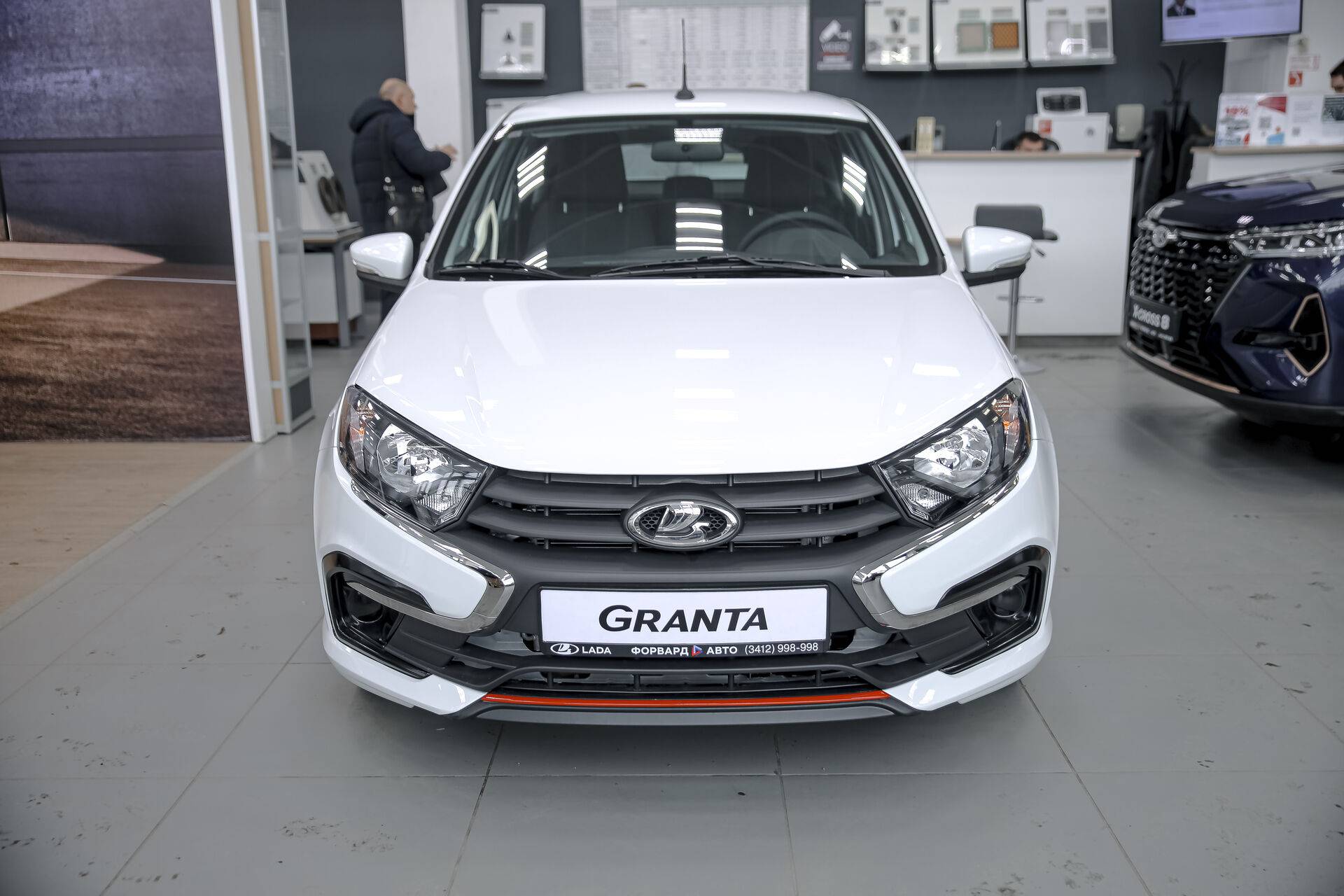 Lada Granta Sportline седан Comfort 24 1.6 106hp 5MT