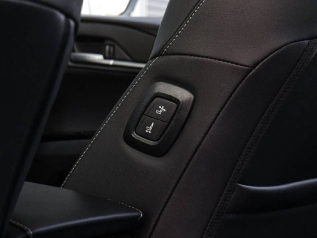 Toyota Camry 2.0S Sports Edition