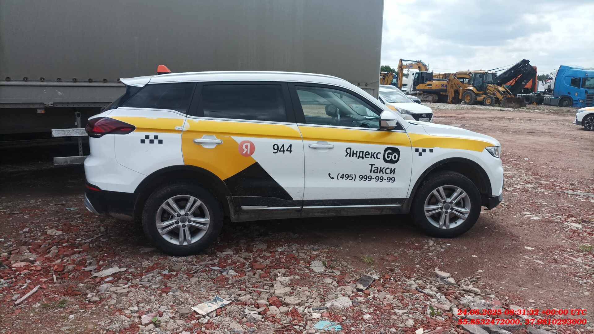 Geely Atlas Pro,  141 292 км, 2023 года в лизинг