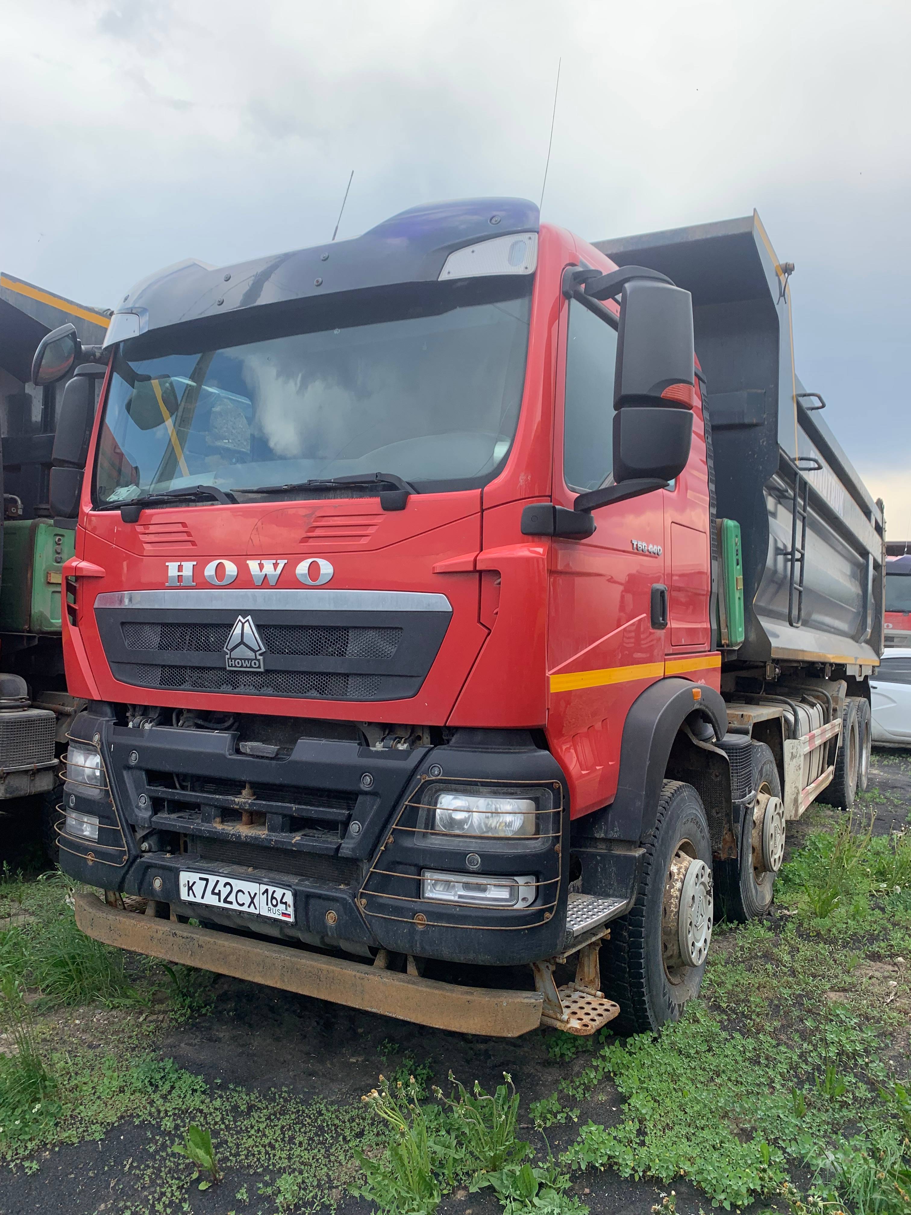 HOWO ZZ3317V386GE1 8х4