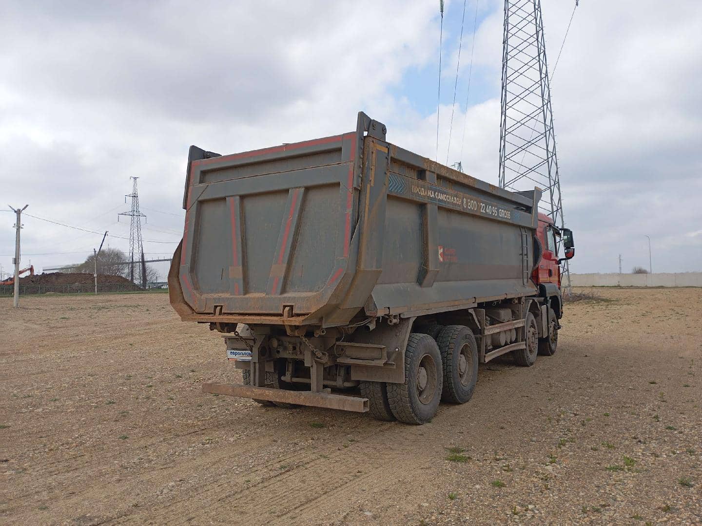 HOWO Sitrak C7H 8x4,  326 511 км, 2022 года в лизинг