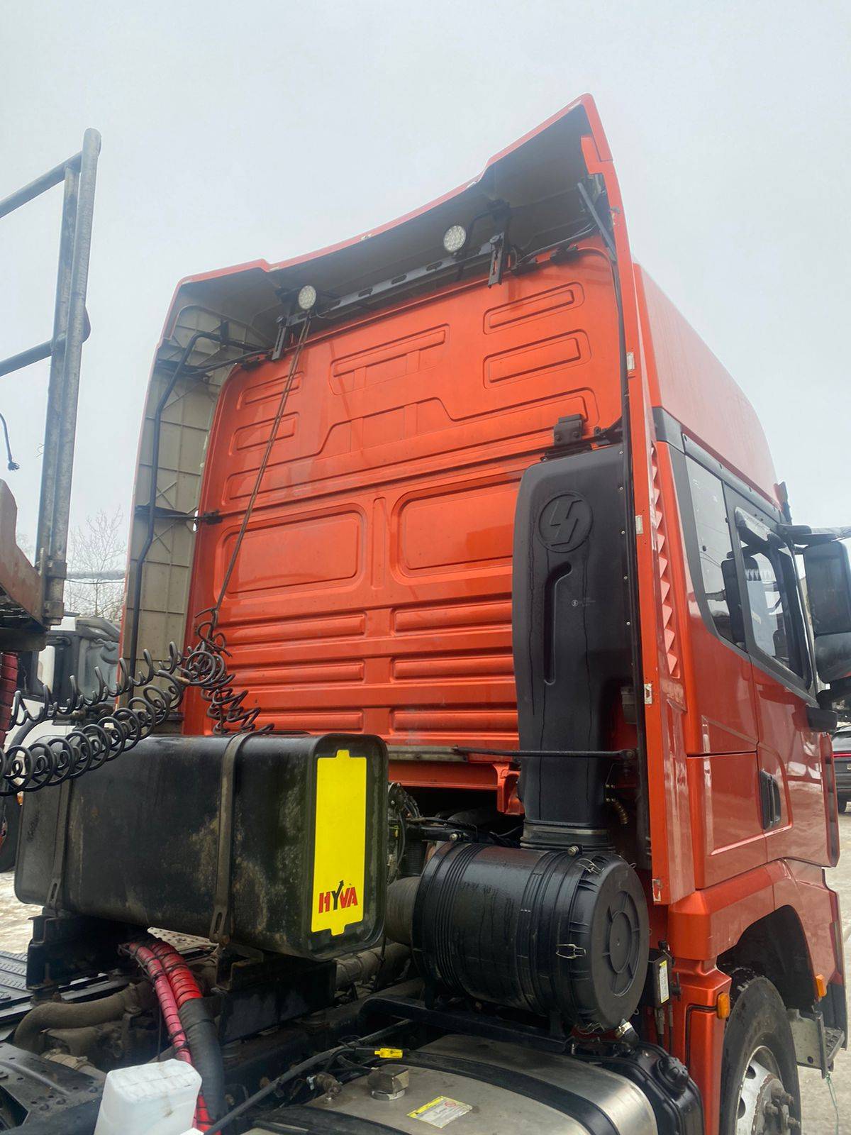 Shacman SX42584W324C Лот 000001291