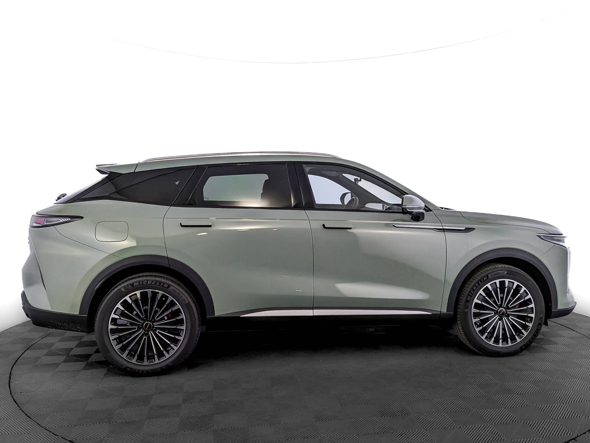 EXEED RX Premium 2.0 TGDI 8AT AWD