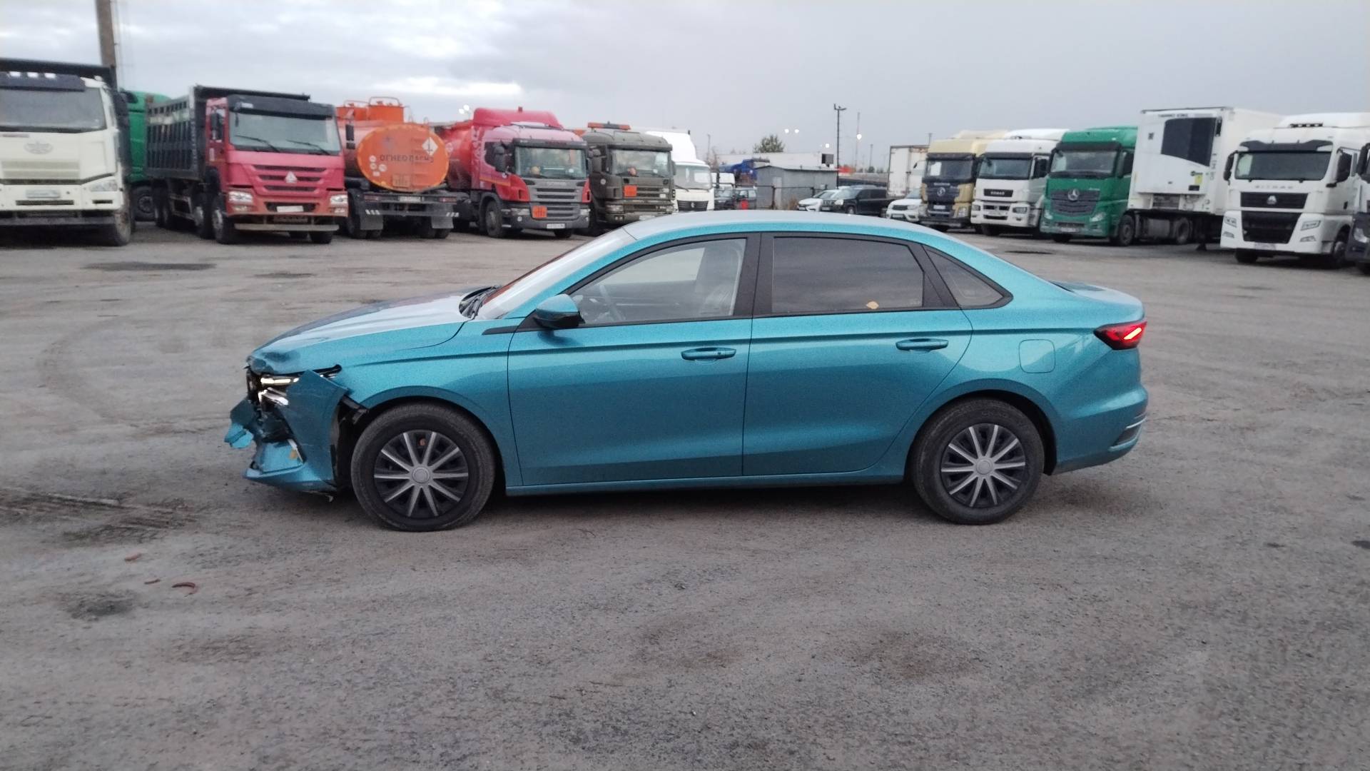 Geely Emgrand,  70 534 км, 2023 года в лизинг