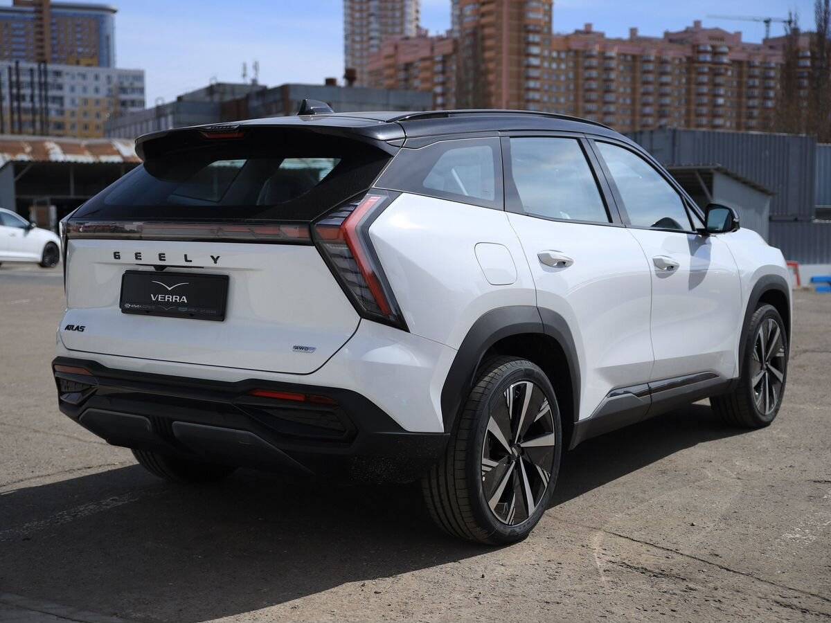 Geely Atlas Flagship Sport 2.0T 8AT 4WD