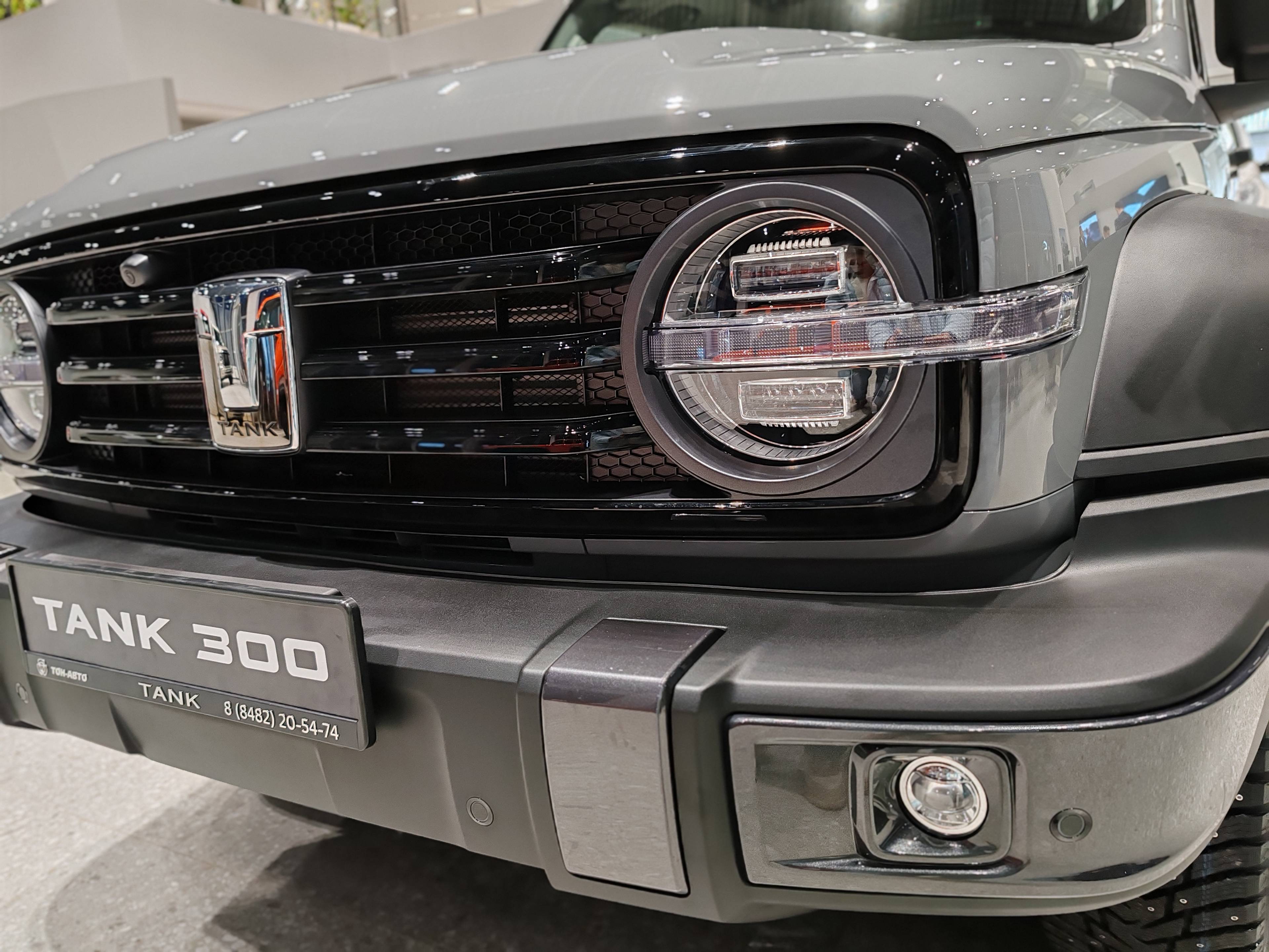 Tank 300 City Adventure 2.0 8AT 4WD