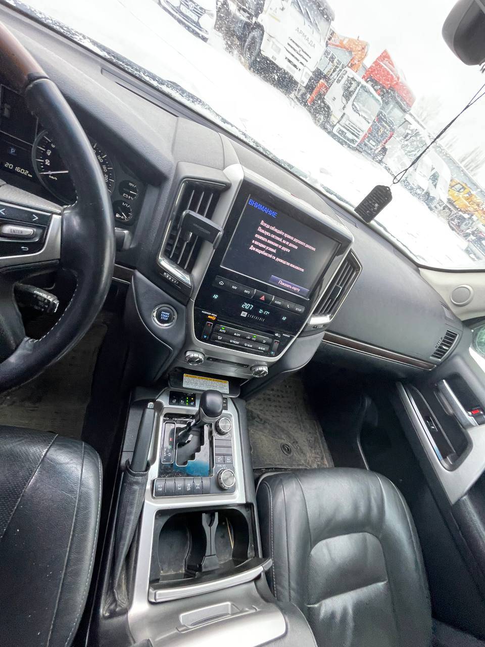 Toyota Land Cruiser 200,  201 605 км, 2019 года в лизинг