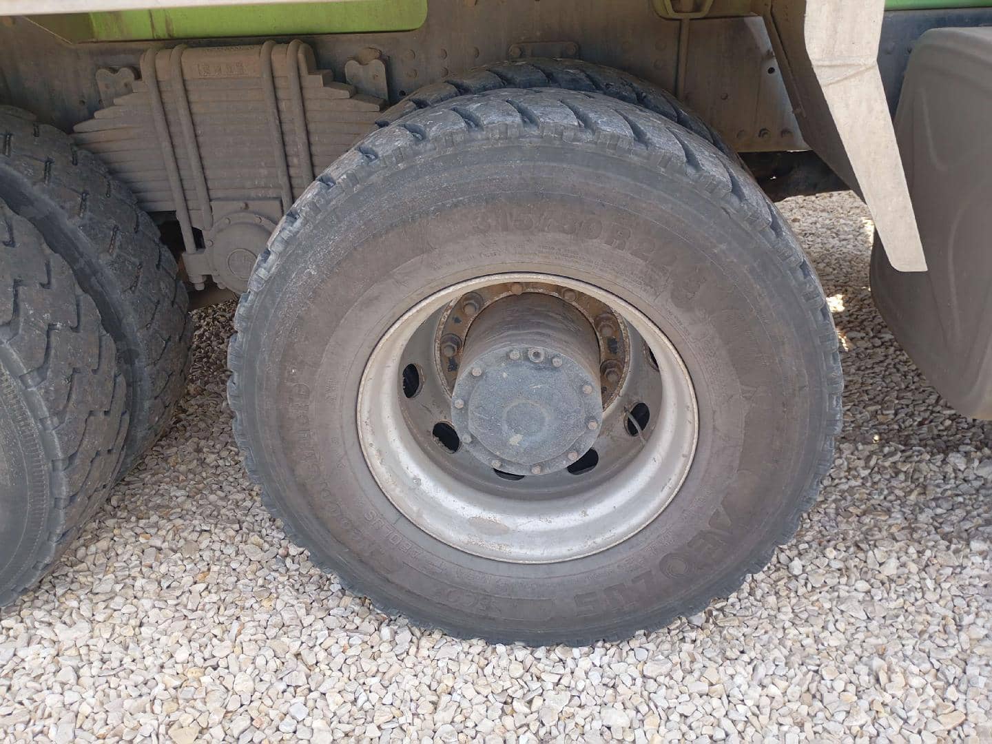 Shacman SX5318GJB6T326 ,  128 429 км, 2023 года в лизинг