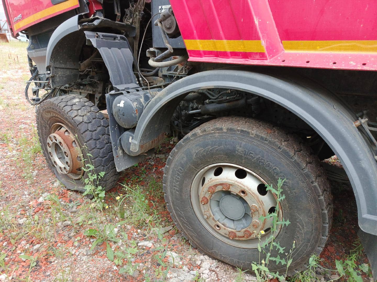 Mercedes-Benz Arocs 4145 K ,  214 500 км, 2021 года