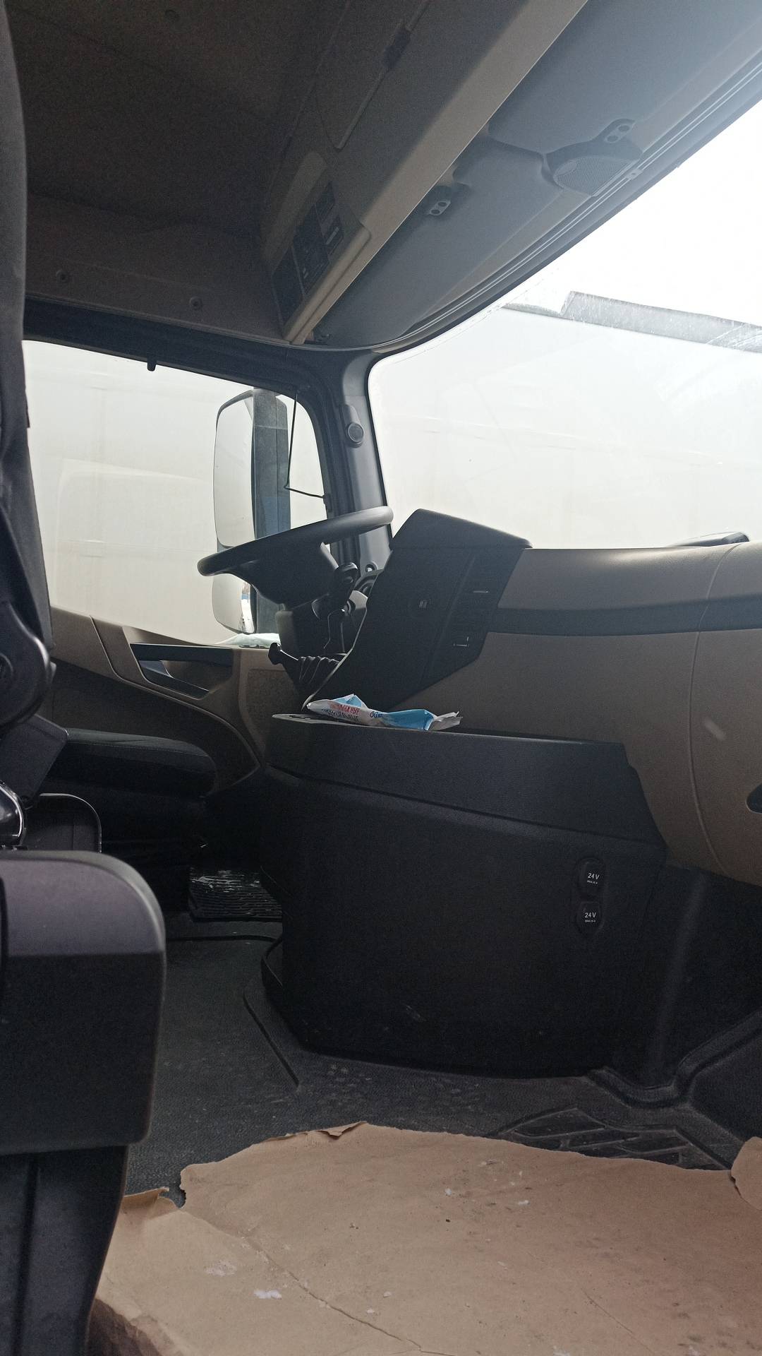 Mercedes-Benz Actros 2648 LS 6X4 (StreamSpace),  268 157 км, 2023 года в лизинг