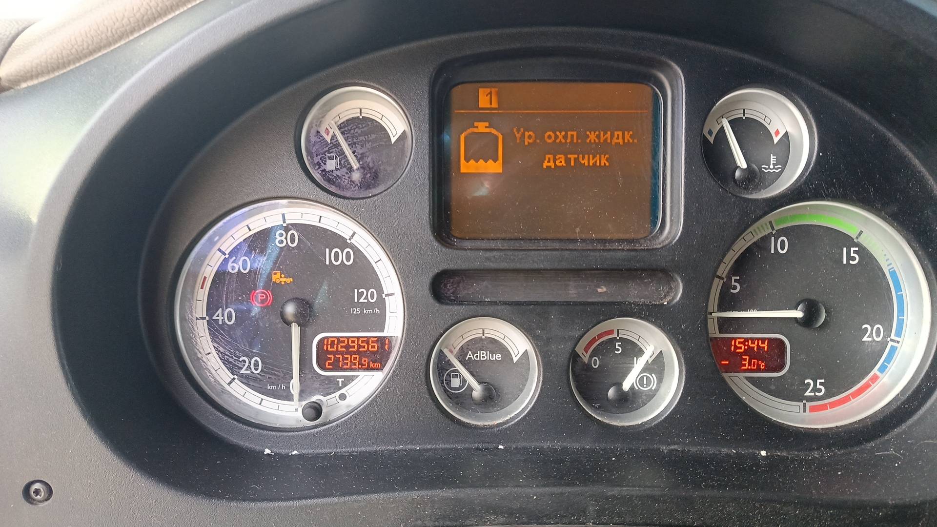 DAF XF105.460 FT 4x2 (Space Cab),  1 029 561 км, 2018 года в лизинг