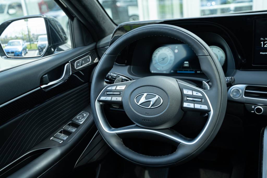 Hyundai Palisade Каллиграфи 2.2 дизель АТ (Calligraphy)