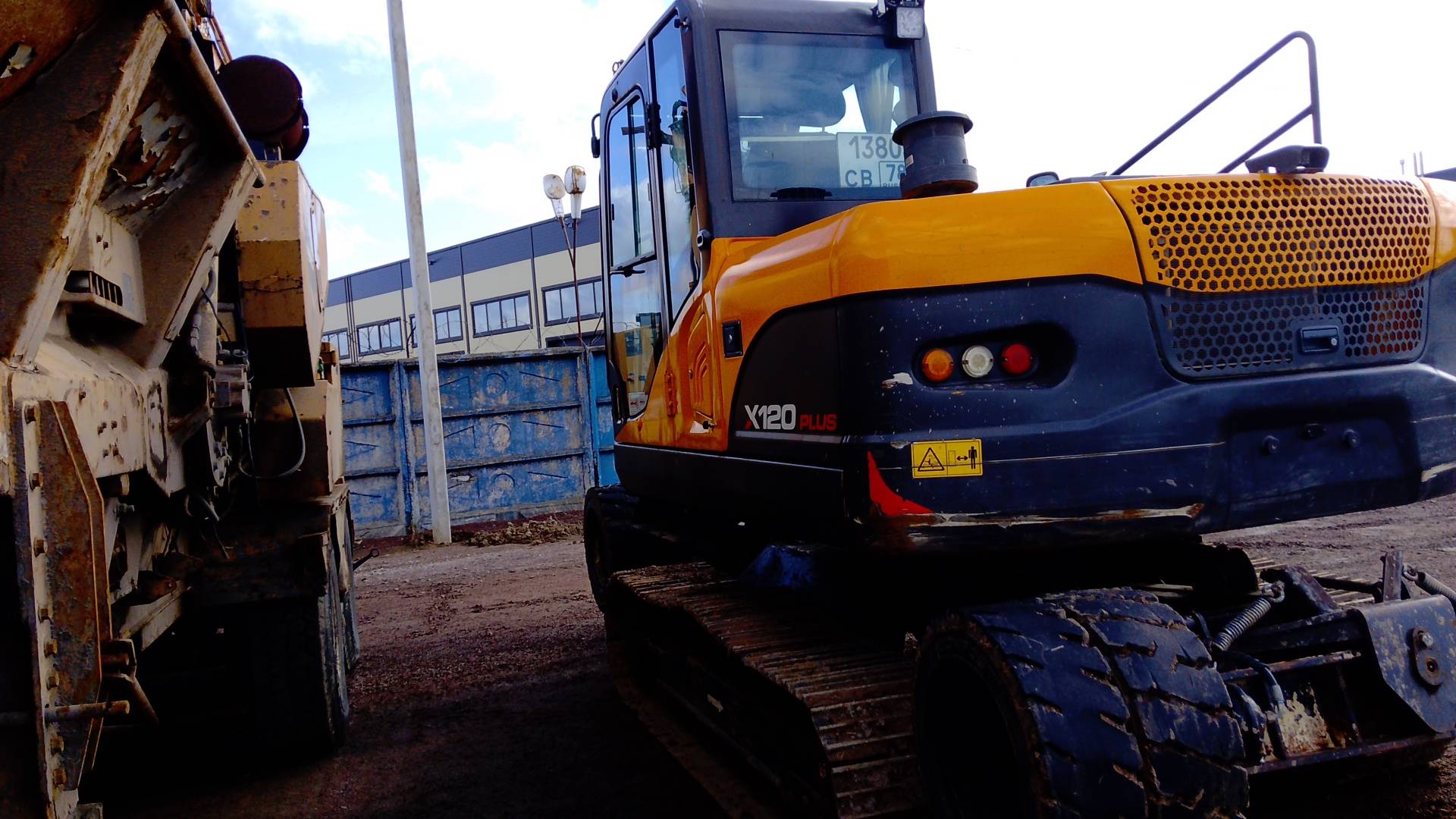 HZM X120 колесно-гусеничный, 2022 года в лизинг