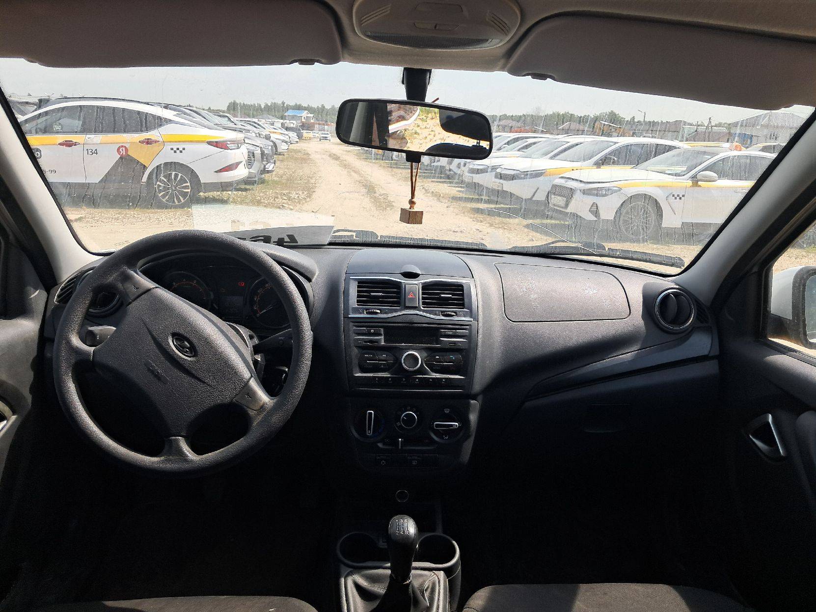 Lada Granta лифтбек,  126 114 км, 2024 года в лизинг