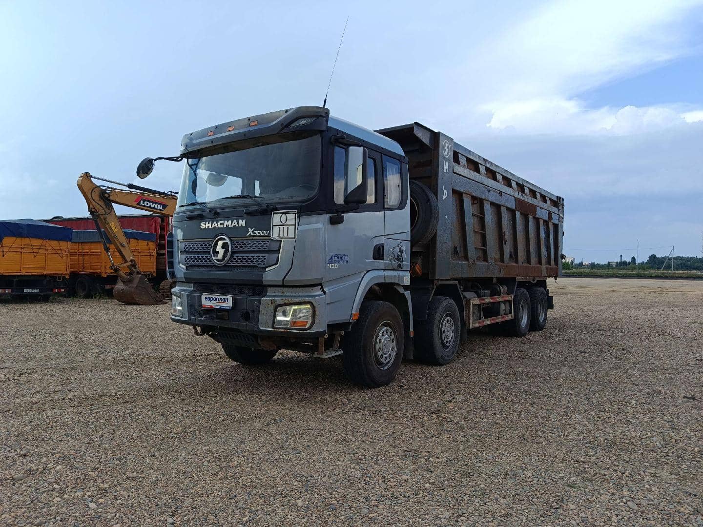 Shacman SX3316DV366
